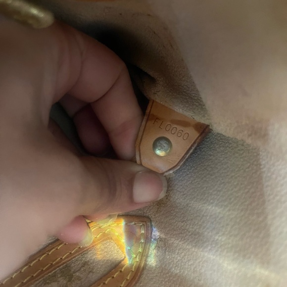 Authentic Louis Vuitton vintage bucket bag large FL0060 (F1027) - Picture 16 of 16